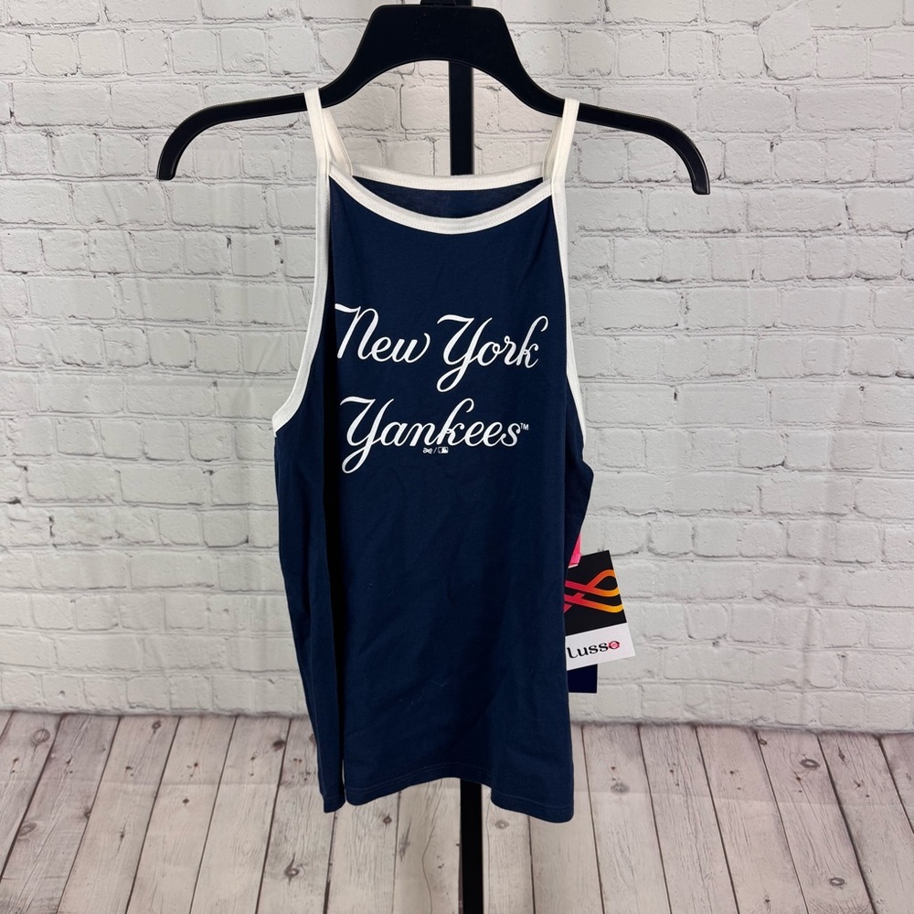 Lusso Nadine New York Yankees Baseball Navy and White Halter Tank Top Size Small